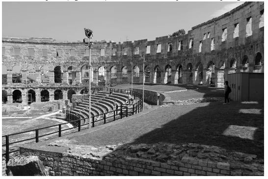 Figure 10.17  Pola (Pula, Croatia), amphitheatre, Julio-Claudian.